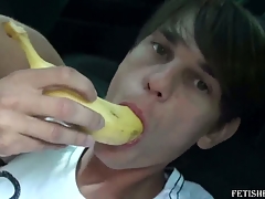 Banana Beguilement anent Car